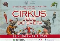 Cirkus jede do světa